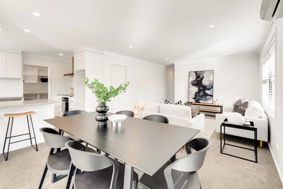 /international/nz/8-jennian-avenue-rototuna-north-hamilton-city-380066177397/