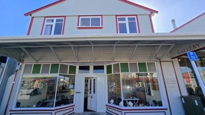 /international/nz/75-revell-street-hokitika-westland-380066149878/