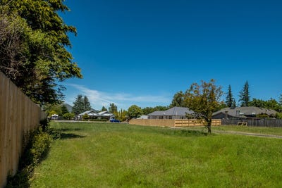 /international/nz/hanmer-springs-hurunui-380066105589/