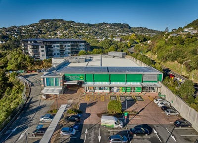 /international/nz/124-churchill-drive-crofton-downs-wellington-city-380066168415/