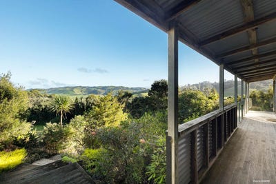 /international/nz/26-west-coast-road-waiuku-franklin-380066086345/