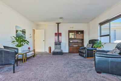 /international/nz/107-gascoigne-street-raureka-hastings-380066094553/