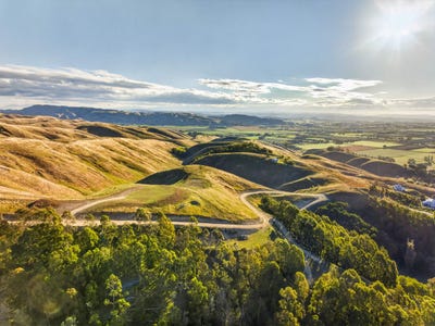 /international/nz/120-endsleigh-drive-havelock-north-hastings-380066102602/