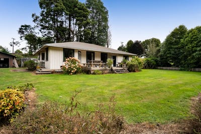 /international/nz/927-mohakau-road-douglas-stratford-380066123002/