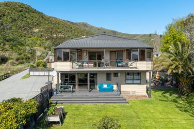 /international/nz/318-waikawa-road-waikawa-marlborough-380066094858/