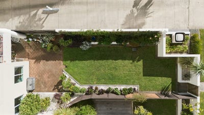 /international/nz/2-12-maunganui-road-the-beaumont-mount-maunganui-tauranga-380066113859/