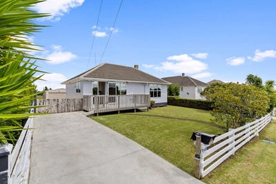 /international/nz/russell-road-huntly-waikato-380066105491/