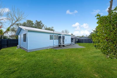/international/nz/hamblyn-place-ranui-auckland-380066122999/