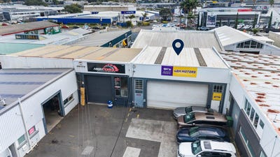 /international/nz/126-wairau-road-wairau-valley-north-shore-city-380066149332/