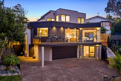 /international/nz/castor-bay-north-shore-city-380066089670/