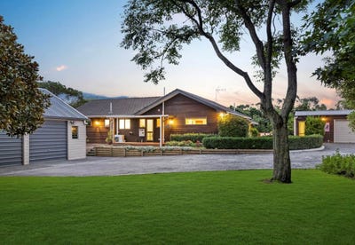 /international/nz/92-estuary-view-road-waiau-pa-franklin-380066093446/