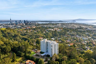 /international/nz/75-owens-road-epsom-auckland-city-380066118553/