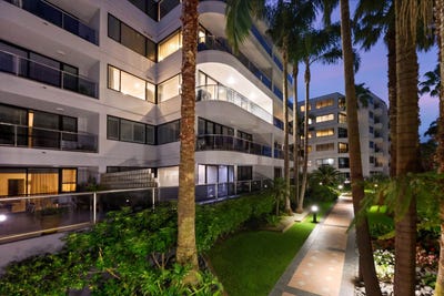 /international/nz/171-hurstmere-road-takapuna-north-shore-city-380066077180/
