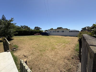 /international/nz/112-browne-street-waitara-new-plymouth-380066117096/