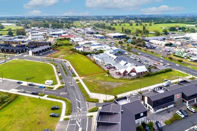 /international/nz/22-papatupu-way-kumeu-rodney-380066149905/