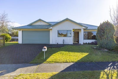 /international/nz/6-balmoral-drive-hilltop-taupo-380066105857/