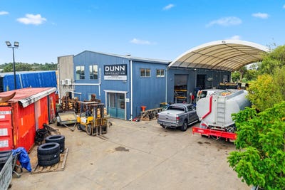 /international/nz/22-shamrock-drive-kumeu-rodney-380066149114/