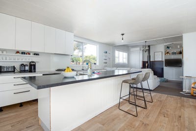 /international/nz/1-brydon-street-renwick-marlborough-380066167794/