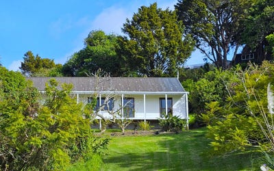 /international/nz/33-clendon-esplanade-rawene-far-north-380066089480/