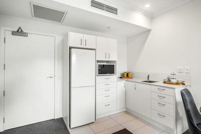 /international/nz/5-lisle-farm-drive-pukekohe-franklin-380066178221/