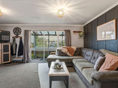 /international/nz/7-wyre-street-kaitangata-clutha-380066103646/
