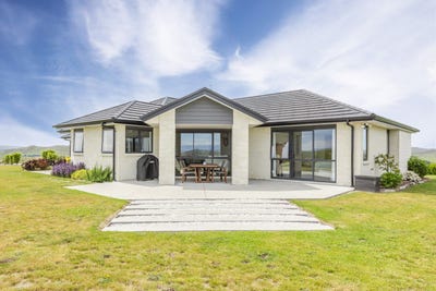 /international/nz/waipukurau-and-surrounds-central-hawkes-bay-380066075523/