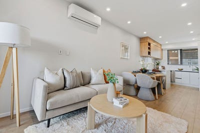 /international/nz/14-williamson-avenue-belmont-north-shore-city-380066161934/