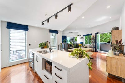 /international/nz/freemans-bay-auckland-city-380066092815/