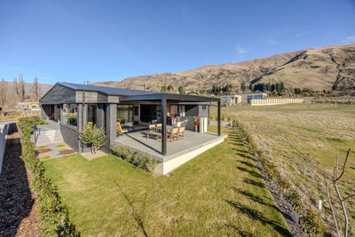 /international/nz/19-glenbrae-crescent-wanaka-central-otago-lakes-district-380066176241/
