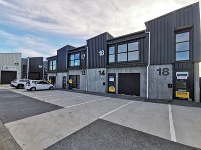 /international/nz/76-rotu-drive-westgate-waitakere-city-380066147298/