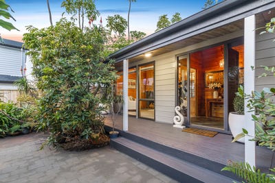 /international/nz/51-coldham-crescent-saint-johns-auckland-city-380066168593/