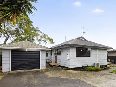 /international/nz/lloyd-drive-nawton-hamilton-city-380066111994/