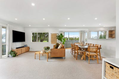 /international/nz/forrest-hill-north-shore-city-380066106028/
