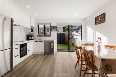 /international/nz/8-5-dublin-street-pukekohe-franklin-380066081598/