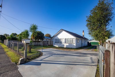 /international/nz/13-wikaraka-street-ngongotaha-rotorua-380066108607/