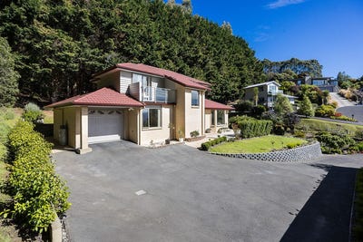 /international/nz/34-clearwater-street-broad-bay-dunedin-city-380066077873/