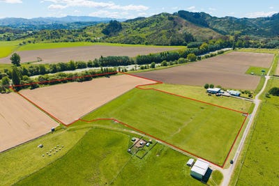 /international/nz/te-karaka-gisborne-380066081122/