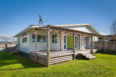 /international/nz/8b-galbraith-street-waihi-hauraki-380066112517/