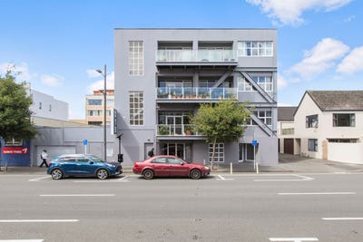 /international/nz/215-victoria-street-te-aro-wellington-city-380066088938/