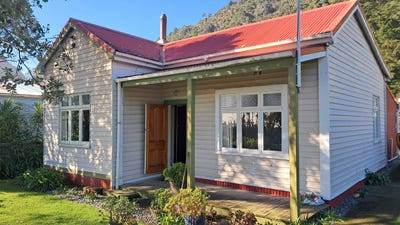 /international/nz/84-torea-street-granity-buller-380066094634/