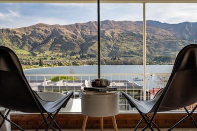 /international/nz/lakeside-road-wanaka-wanaka-380066095233/