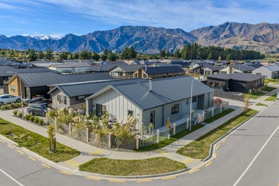 /international/nz/1-barton-street-lake-hawea-wanaka-380066094124/