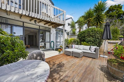 /international/nz/birkdale-north-shore-city-380066123027/