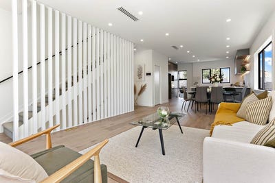 /international/nz/10-tawera-road-greenlane-auckland-city-380066086705/