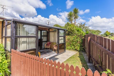 /international/nz/5-nikau-place-otaki-kapiti-coast-380066104988/