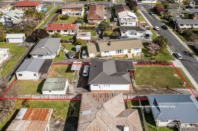 /international/nz/5-marlene-avenue-te-atatu-south-waitakere-city-380066093439/