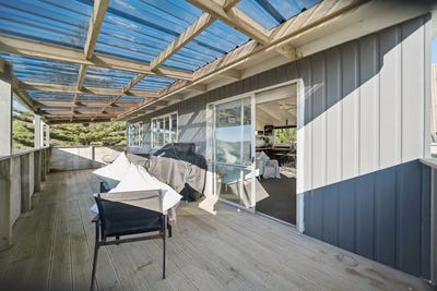 /international/nz/14-ocean-view-road-port-waikato-franklin-380066124395/