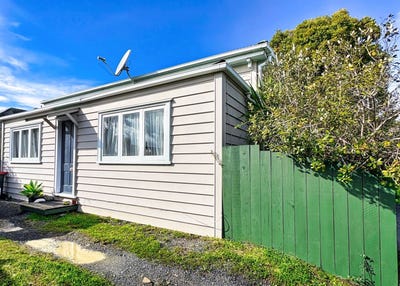 /international/nz/28-neumann-street-kawakawa-manukau-city-380066180868/