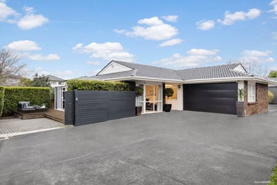 /international/nz/14-kallaroo-place-botany-downs-manukau-city-380066169752/