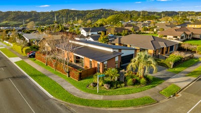 /international/nz/huapai-rodney-380066118289/